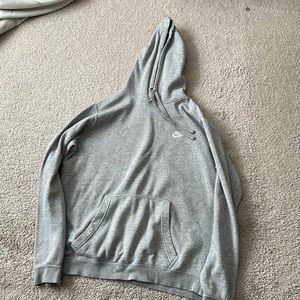 light grey nike hoodie SIZE M